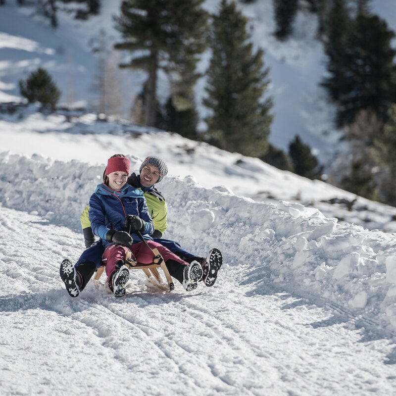 Sledging in winter landscape | © Harald Wisthaler
