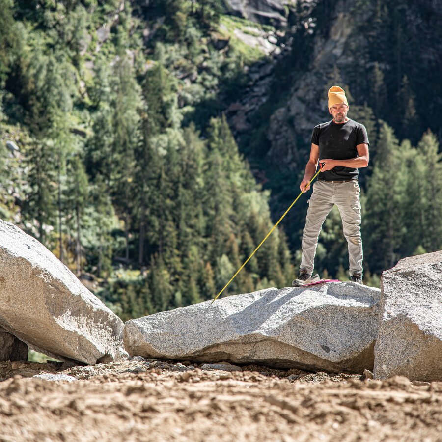 Im Steinbruch für die "Steinmänner" des Panoramaweges Concordia 360°. | © Helmuth Pizzinini