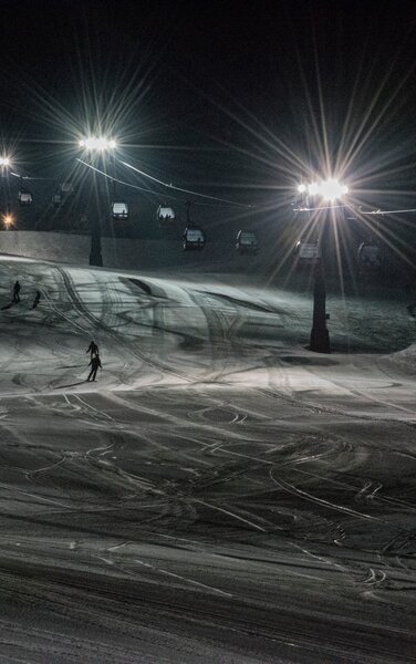 Nachtskifahren bei der Korer Piste. | © Skirama Kronplatz